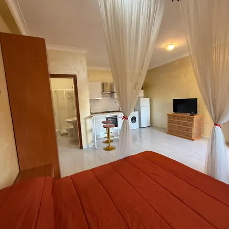 Residenza Anagnina Apartamento