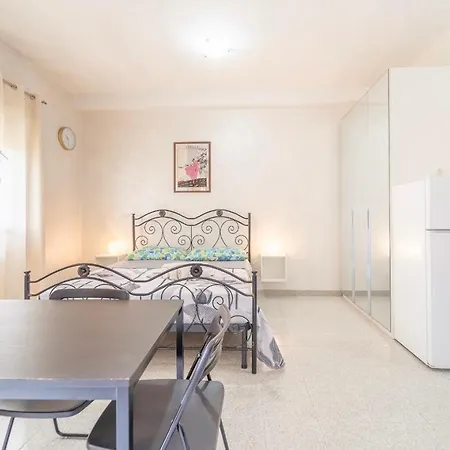 Appartamento Residenza Anagnina *